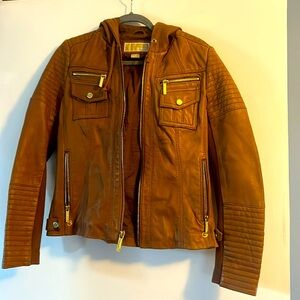 Michael Kors tan leather jacket Wmns Medium. Zip front, hood